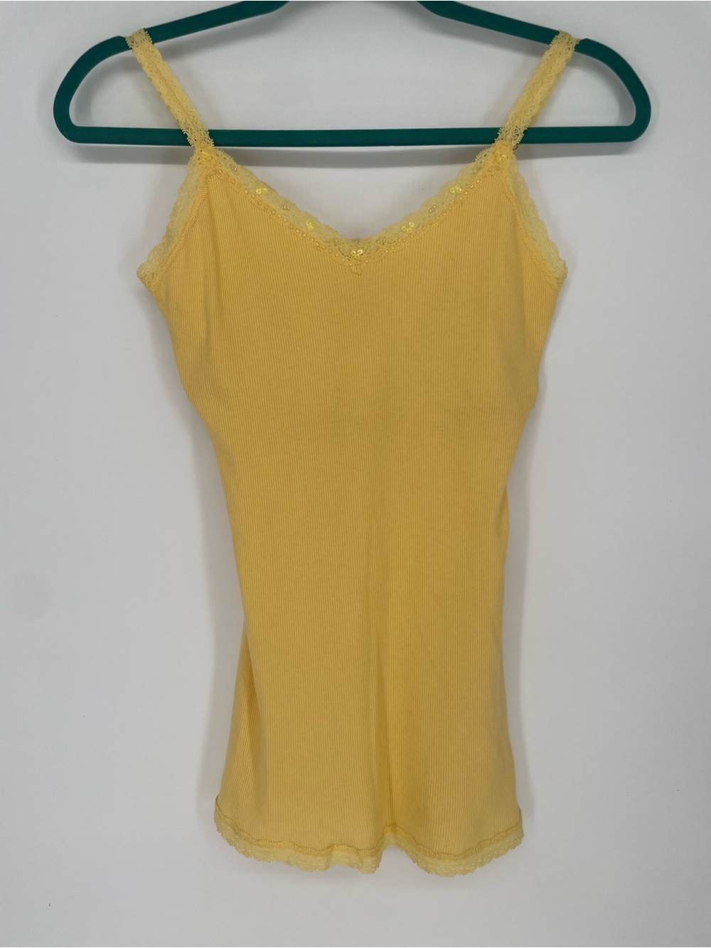 Y2K Aeropostale Yellow Ribbed Stretch Camisole Top With Lace Beading & Sequins - Picture 2 of 7